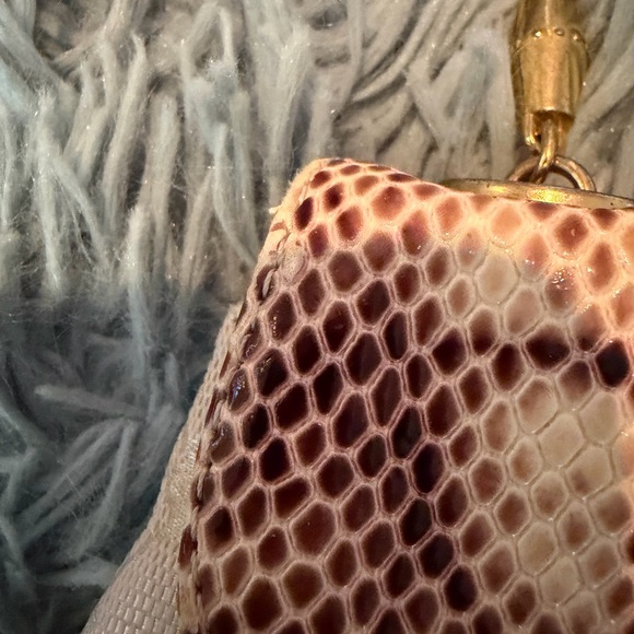 Dragon Purse - Picture 5 of 11